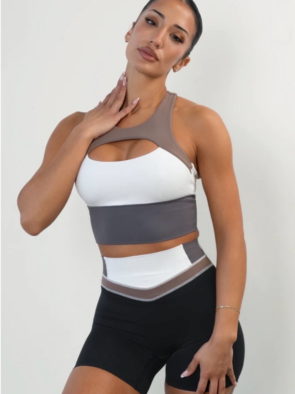 Vitality Pulse Keyhole Tank In Moonstone Colorblock Size M